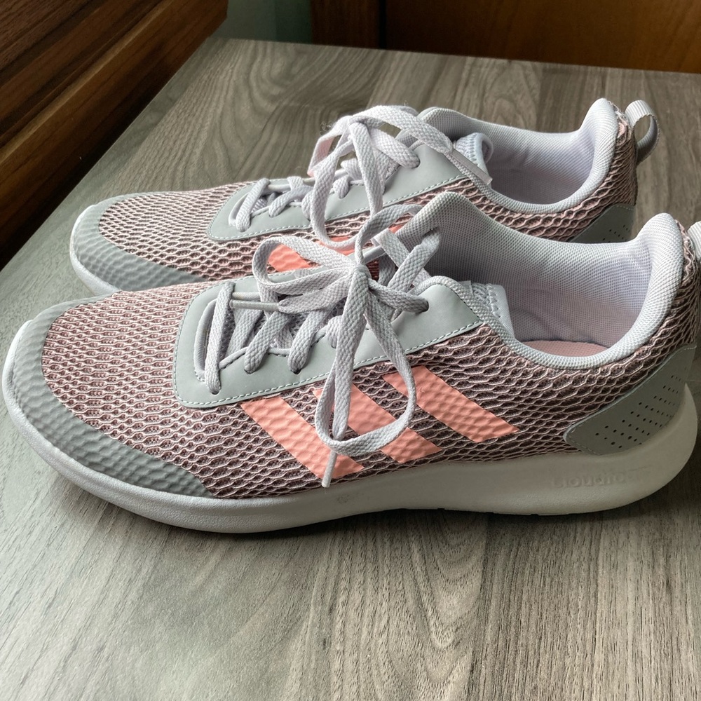 Adidas Element Race Shows